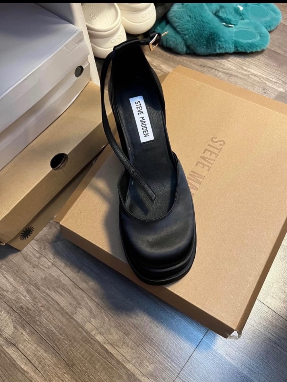 Steve Madden platform shoes